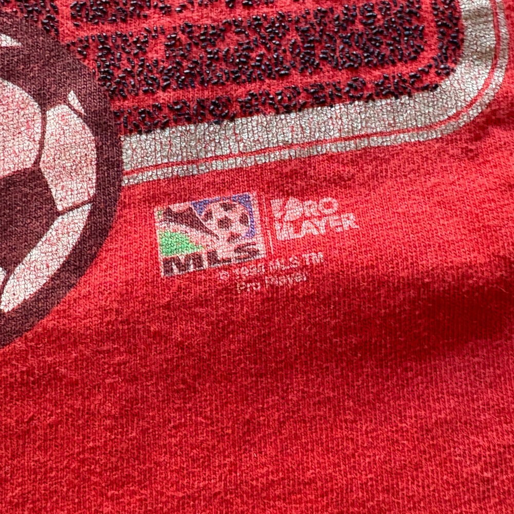 Vintage 1998 Chicago Fire MLS Soccer T-Shirt Pro Player Mens XL Red Made in USA - Picture 4 of 4